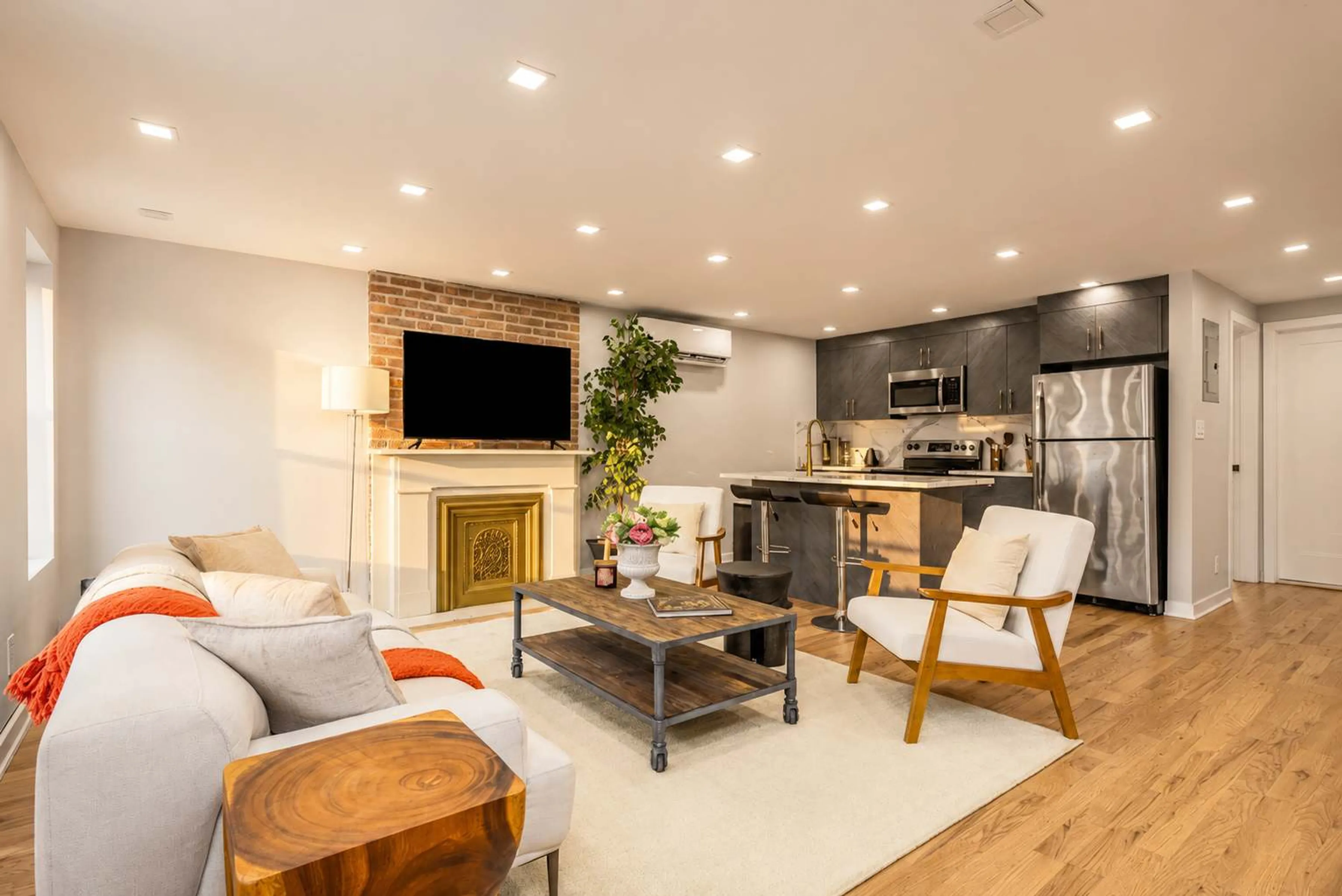 Lafayette Loft  I Renovated 2BR virtual tour preview